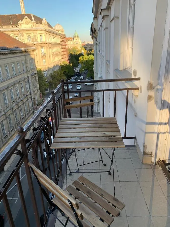 Real Apartments Zoltan Budapest Hungary
